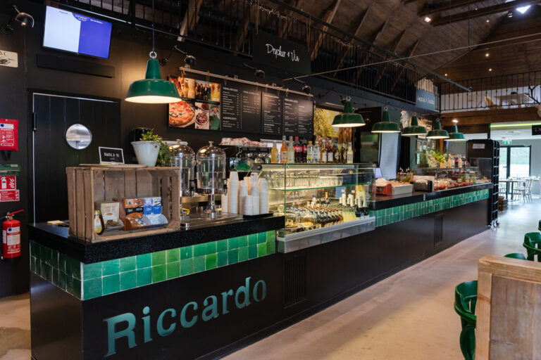 World of Riccardo